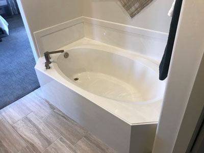 oval tub octagon table